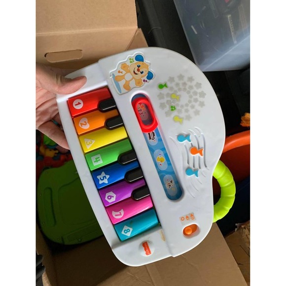 Fisher-Price Other - Fisher-Price GFK04 Laugh and Learn Silly Sounds Light-Up Piano